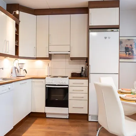 아파트 Cozy With Private Sauna And Parking *