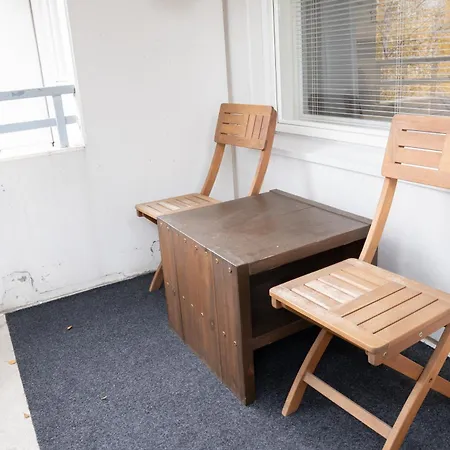 Cozy With Private Sauna And Parking Lejlighed *