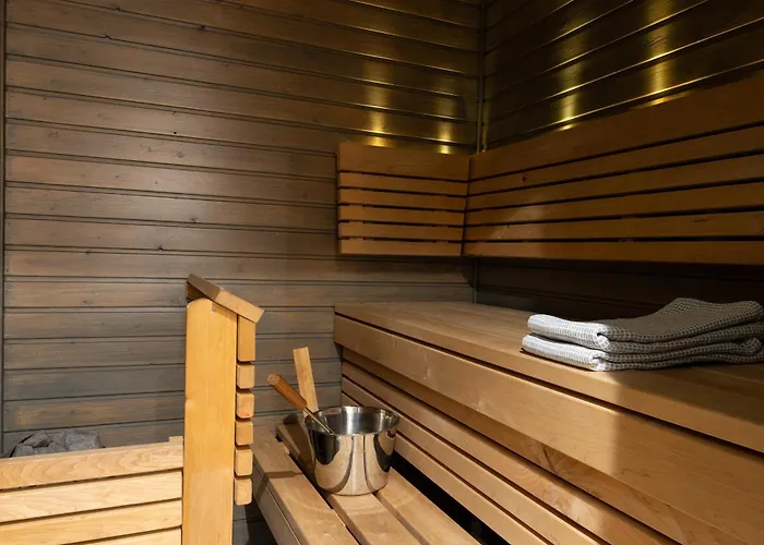 Cozy With Private Sauna And Parking Apartment